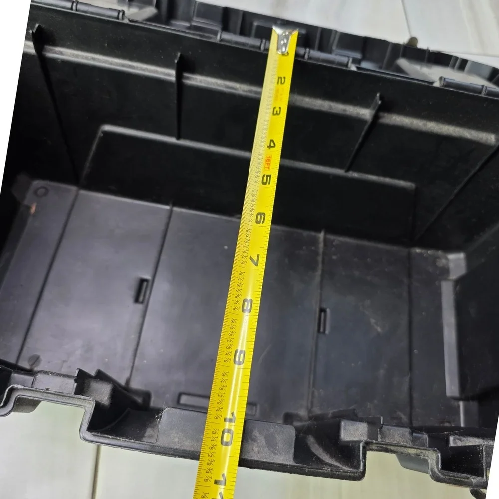 Black & Decker 19 Inch All Purpose Toolbox Metal Latches Black Plastic 17185157